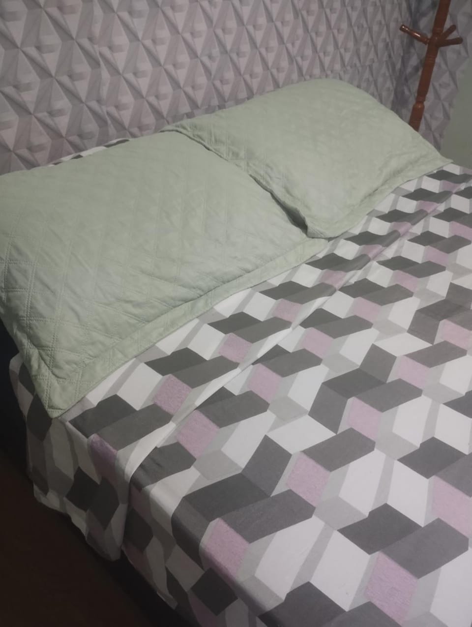 Casa para temporada, 687 casa 03 FUNDOS Apartment in Cabo Frio