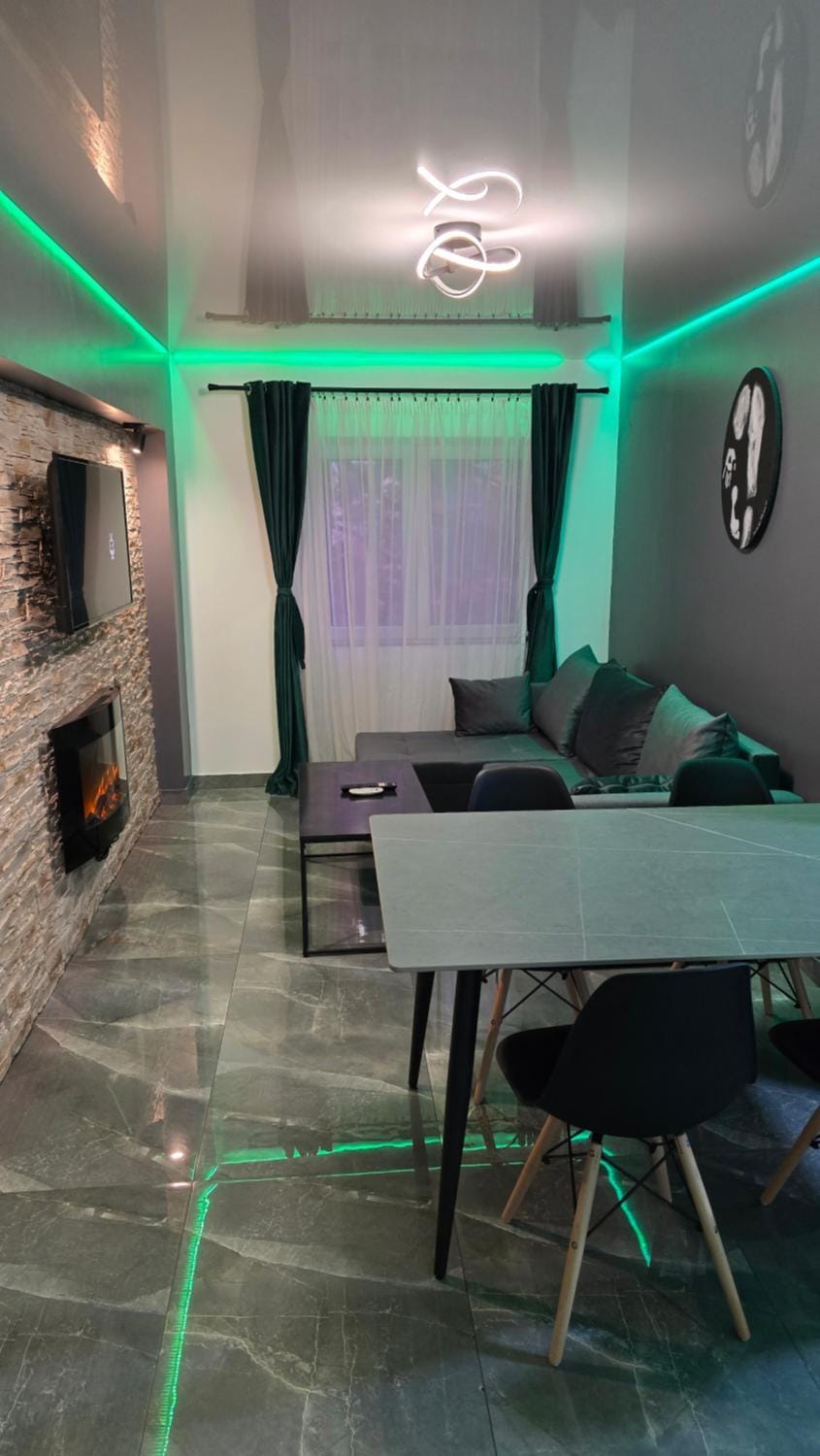 Divine House Straja Apartment in Romania