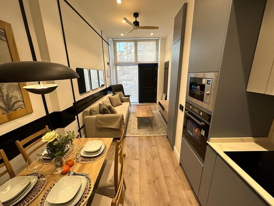 APARTAMENTOS ALCALA Apartment in Madrid