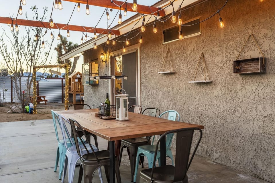 Cosmic Rabbit - Family fun with hot tub!! House in Joshua Tree