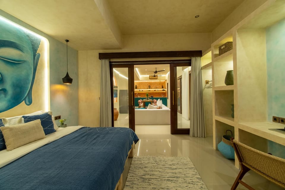 Photo of the whole room, Bedroom