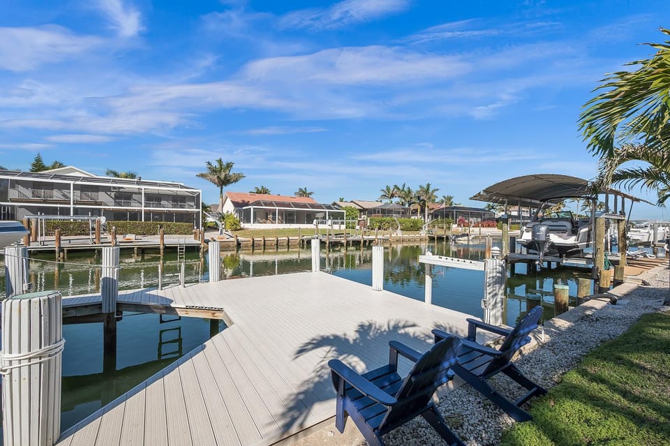 Lighthouse 1124 home House in Marco Island