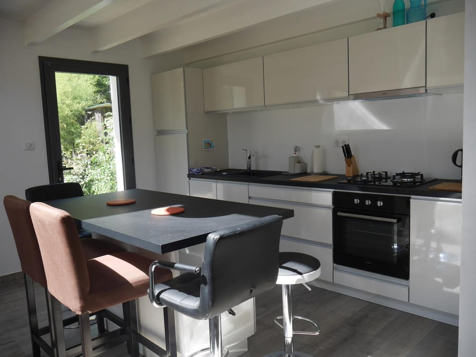 Maison neuve lumineuse près de Donnant, calme - FR-1-418-215 House in Brittany