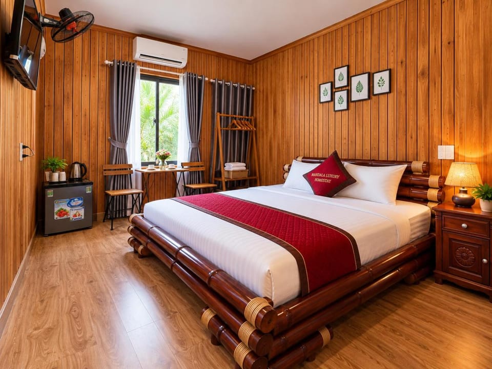 Bed, TV and multimedia, Bedroom