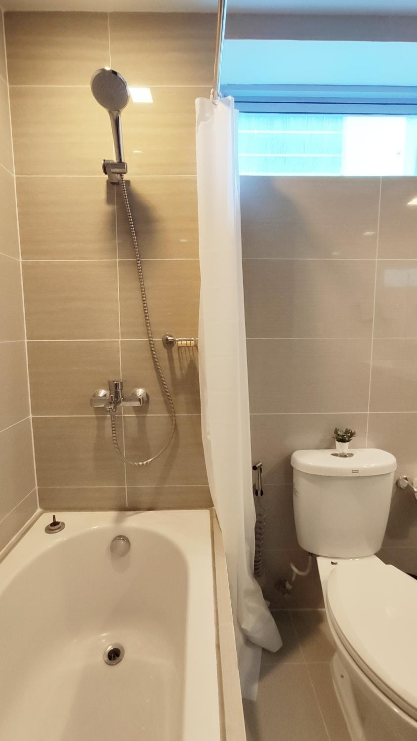 Shower, Bathroom, Bath, bidet