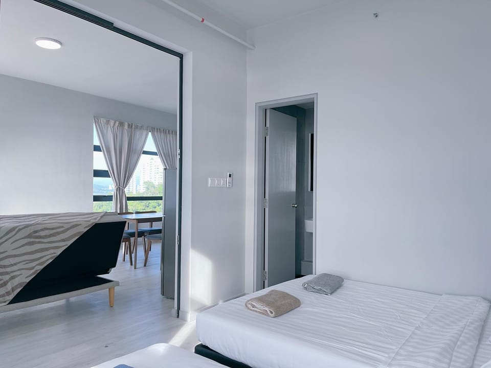 JESSELTON QUAY SEAVIEW Can Request LateCheckout 2pm Apartment in Kota Kinabalu
