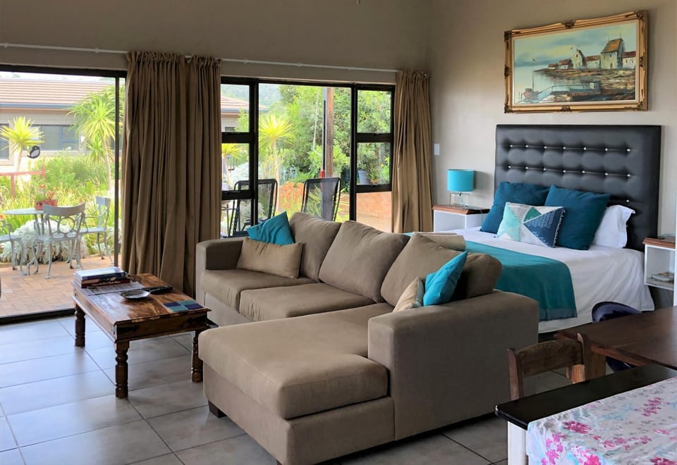 Patio, Garden, Photo of the whole room, Seating area, Dining area, Bedroom, Garden view