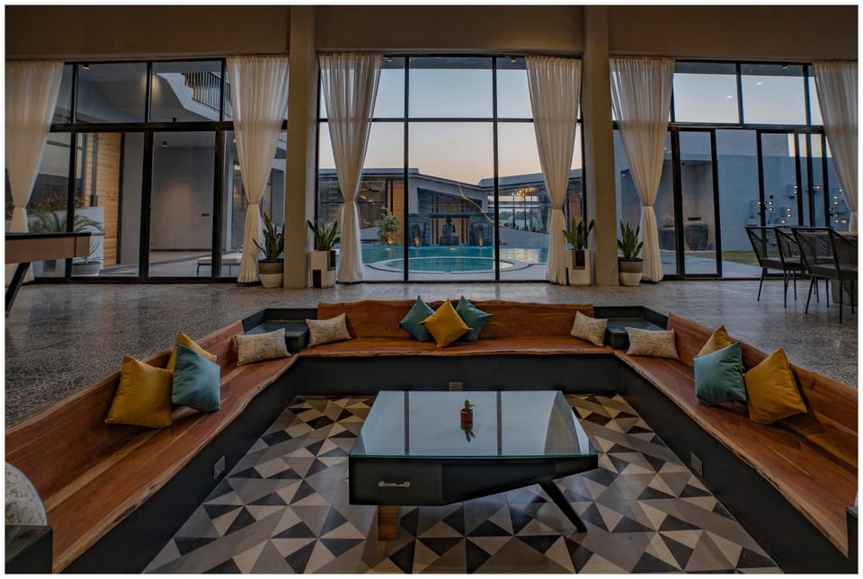 Billiard, Living room, Lounge or bar, Area and facilities