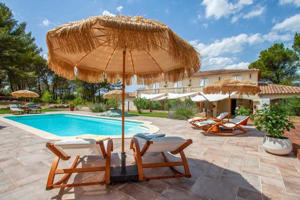 Garden, Swimming pool, sunbed