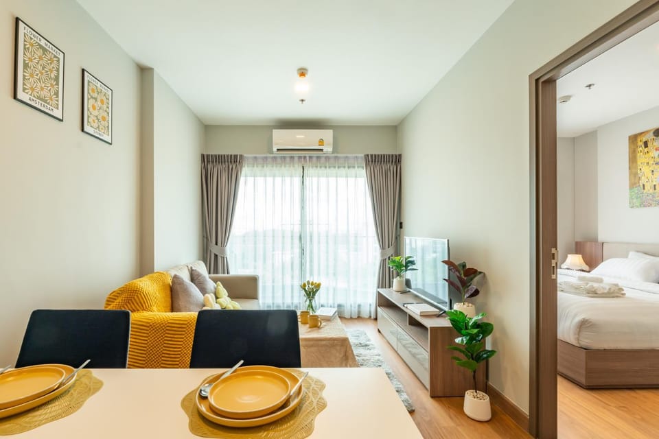 Sky River, Luxury Infinity, Center Chiang Mai Apartment in Chiang Mai