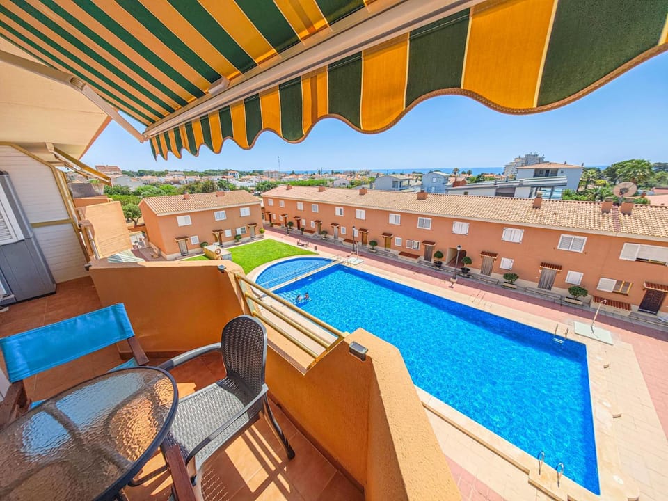 LITORAL COSTA DORADA - ITXAS LUR Only families Apartment in Cambrils