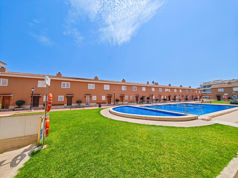 LITORAL COSTA DORADA - ITXAS LUR Only families Apartment in Cambrils