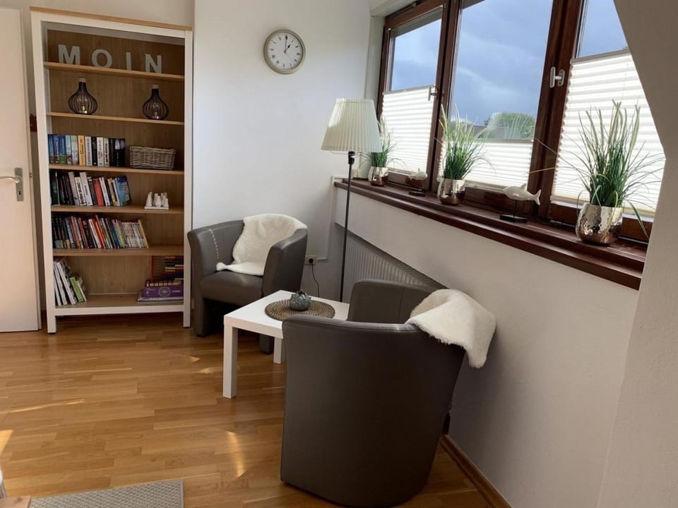 Heimelige Ferienwohnung Nesco mit Balkon und Garten Apartment in Aurich
