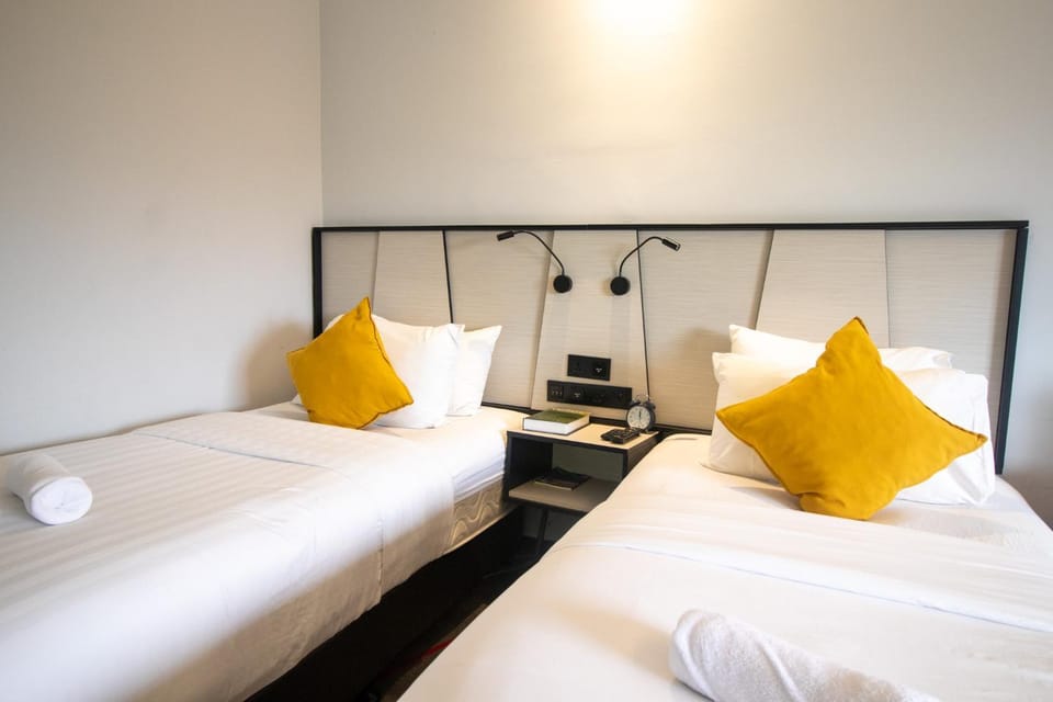M101 Dang Wangi Quadruple & Twin Room KL City By Liv'in Apartment in Federal Territory of Kuala Lumpur