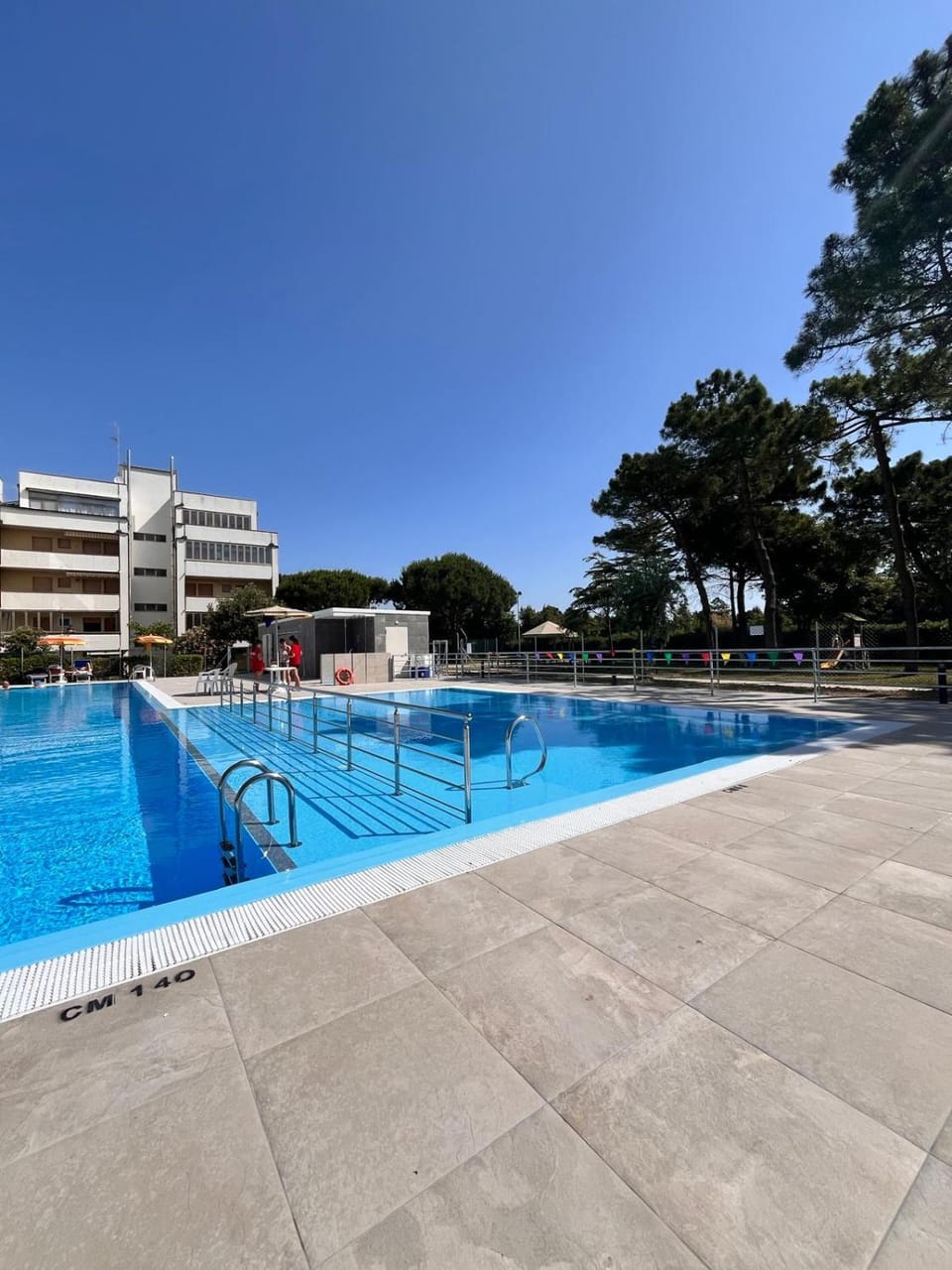 Complesso Mosaico NON FORNISCE BIANCHERIA DA LETTO,NON FORNISCE ASCIUGAMANI NON FORNISCE PRODOTTI IN GENERE, appartamenti arredati come da foto, Per il Check in Agenzia Ferro Viale Francesco Petrarca 391 lido Adriano Ra Apartment in Emilia-Romagna