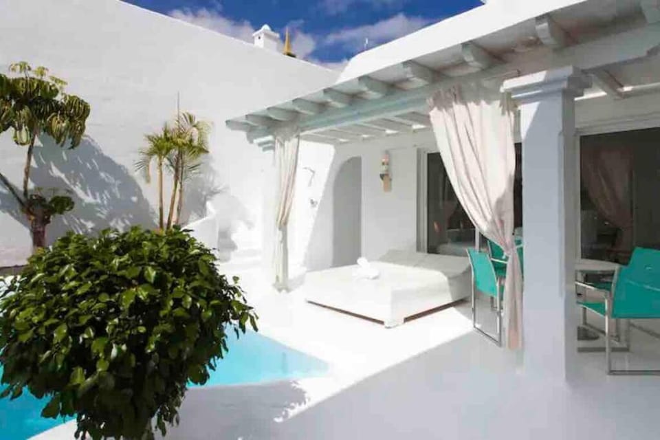 Balcony/Terrace, Pool view