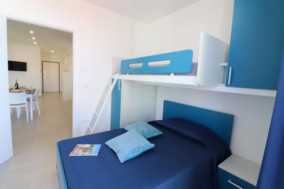 Property building, Living room, Bedroom