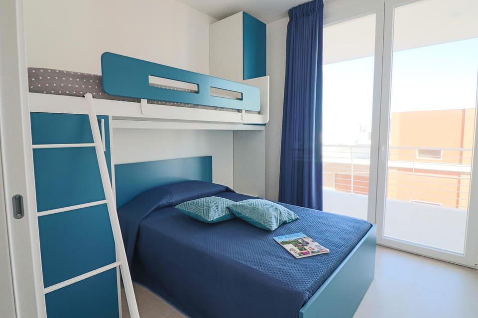 Property building, Living room, Bedroom