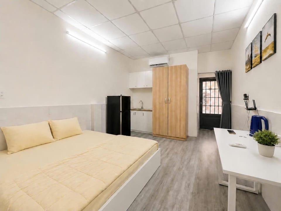 Long Home 1 - A01 Bed and Breakfast in Ho Chi Minh City