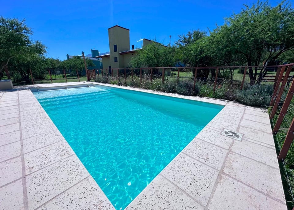 Swimming pool, sunbed