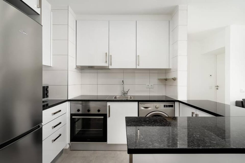 Kitchen or kitchenette, minibar, pet friendly, stove