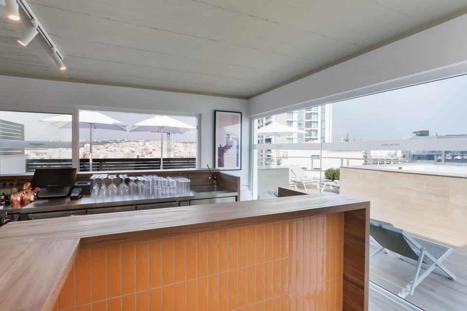 View (from property/room), Balcony/Terrace, Lounge or bar, Drinks