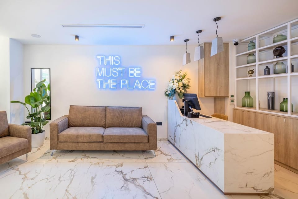 Facade/entrance, Lobby or reception