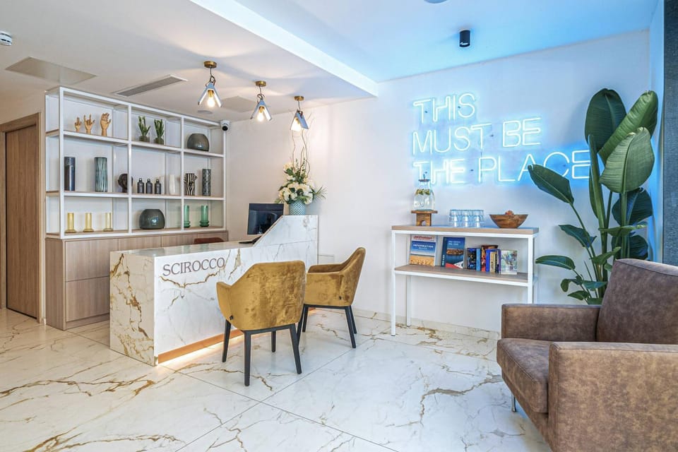 Facade/entrance, Lobby or reception, Drinks