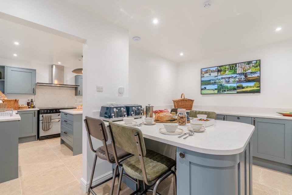 TV and multimedia, pet friendly, stove, toaster, kitchen