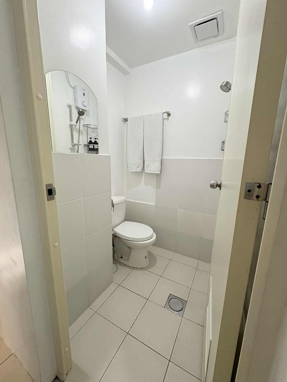 JJMC HOMESTAY 22 With netflix and fast wifi Apartment in Mandaluyong