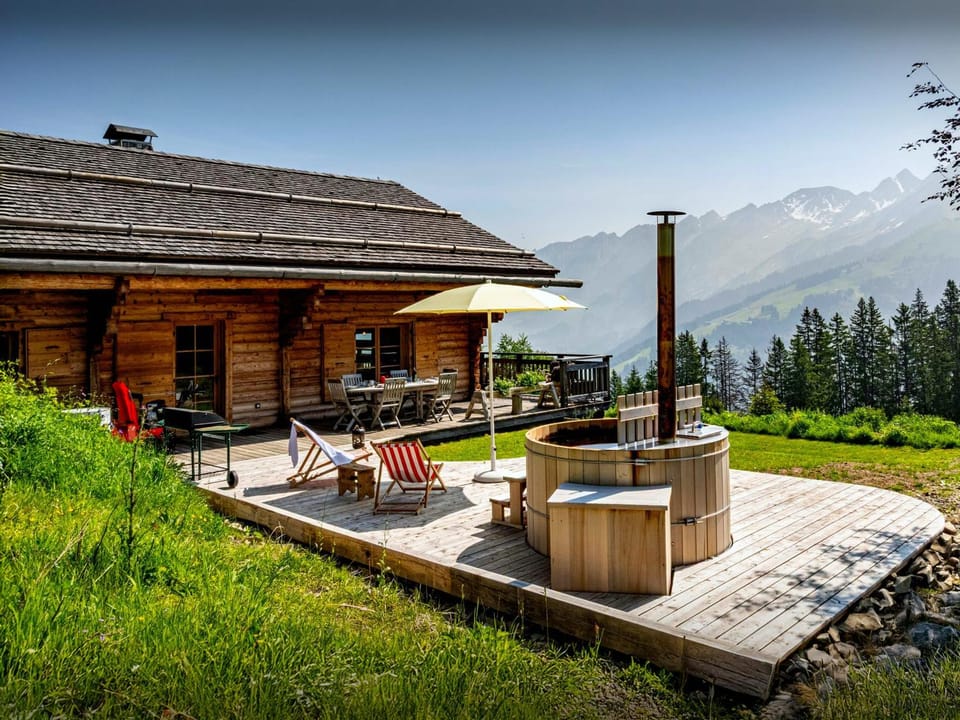 Property building, Natural landscape, Summer, View (from property/room), Balcony/Terrace, Mountain view