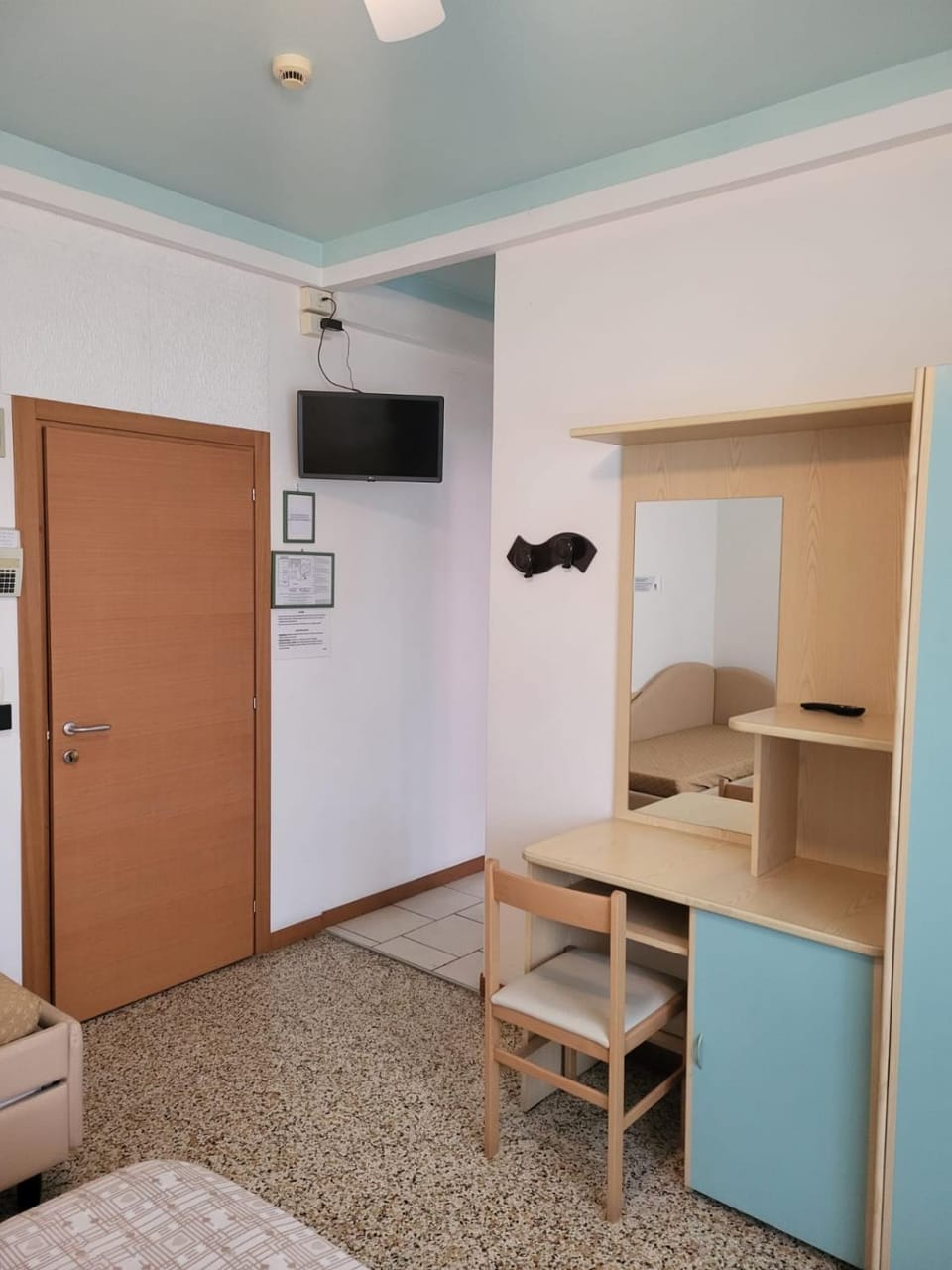 Shower, Kitchen or kitchenette, Bedroom