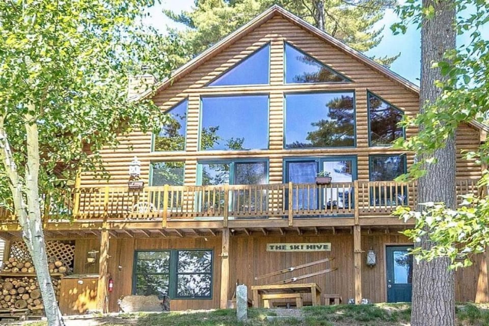 Huge Log Home Trailside At Pleasant Mnt Ski Area House in Bridgton