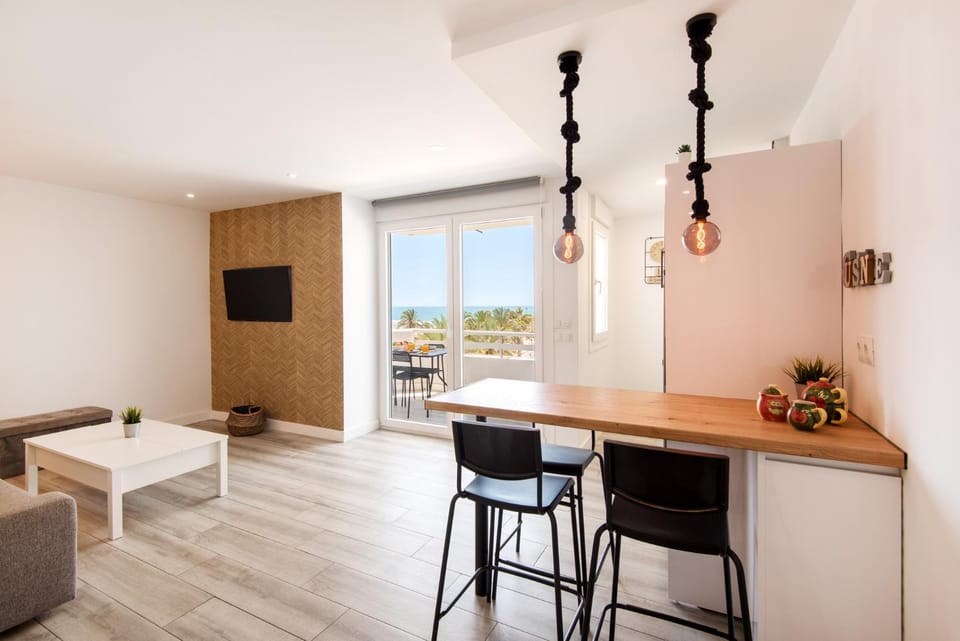 TV and multimedia, View (from property/room), Kitchen or kitchenette, Living room, Dining area