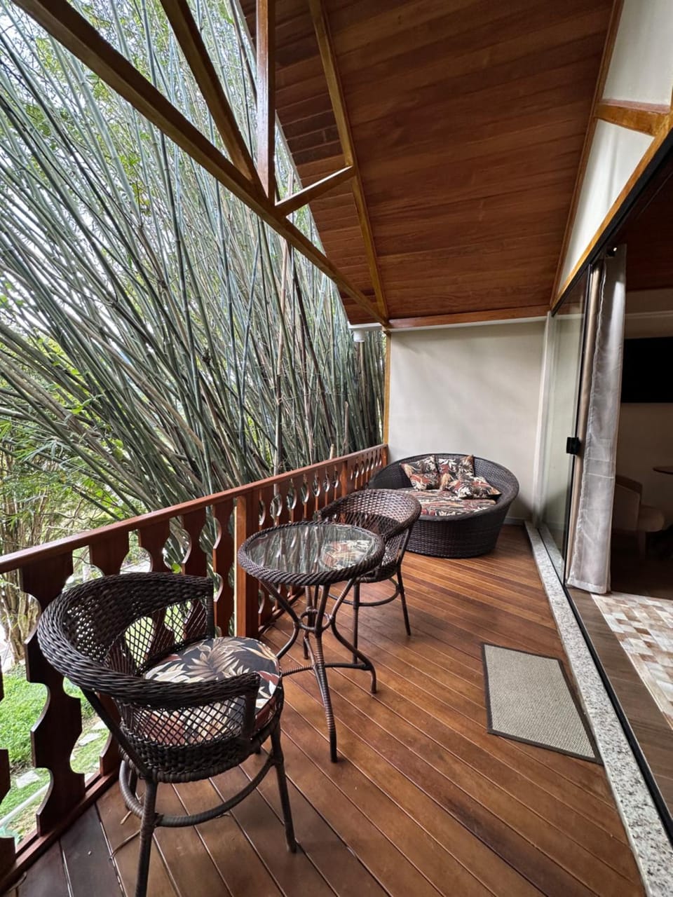 Balcony/Terrace, Seating area, Garden view