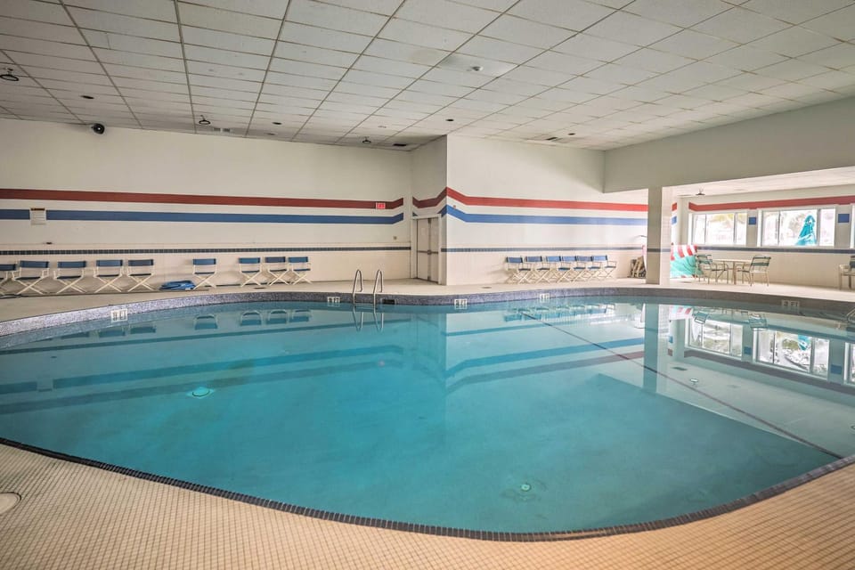 Hot Tub + Deck: Pet-Friendly Poconos Getaway! House in Pocono Mountains