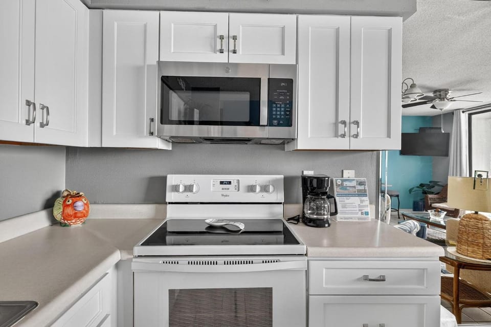 Seaside Beach & Racquet Club 4311 by Vacation Homes Collection Apartment in Orange Beach