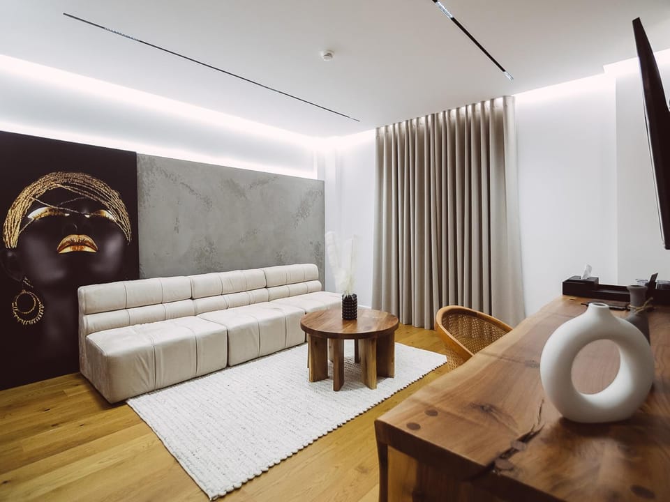 Living room, Decorative detail, Seating area