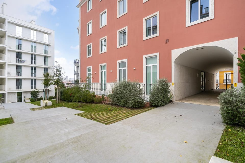 Property building, Garden