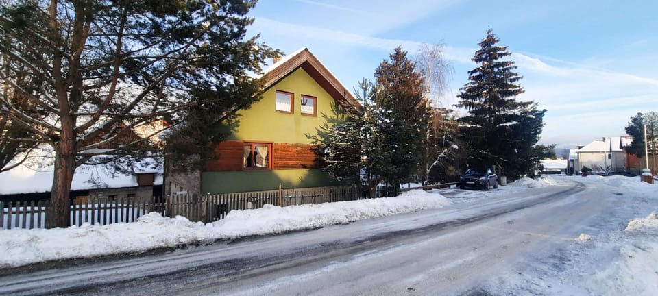 Property building, Neighbourhood, Winter, Street view, Parking