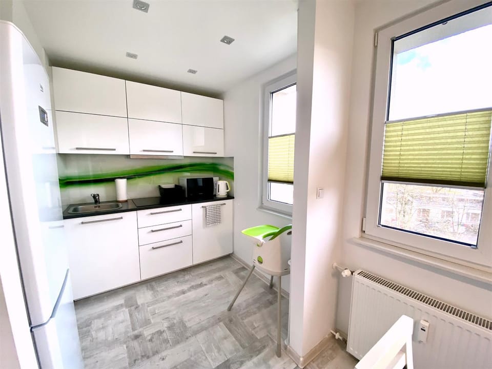 Kitchen or kitchenette, Dining area, minibar, pet friendly, stove