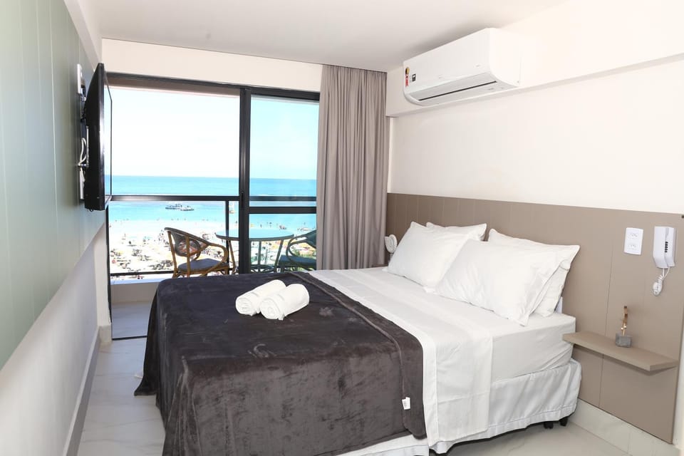 Flat à Beira Mar com Varanda em Frente as Piscinas Naturais 307 Apartment in Ipojuca