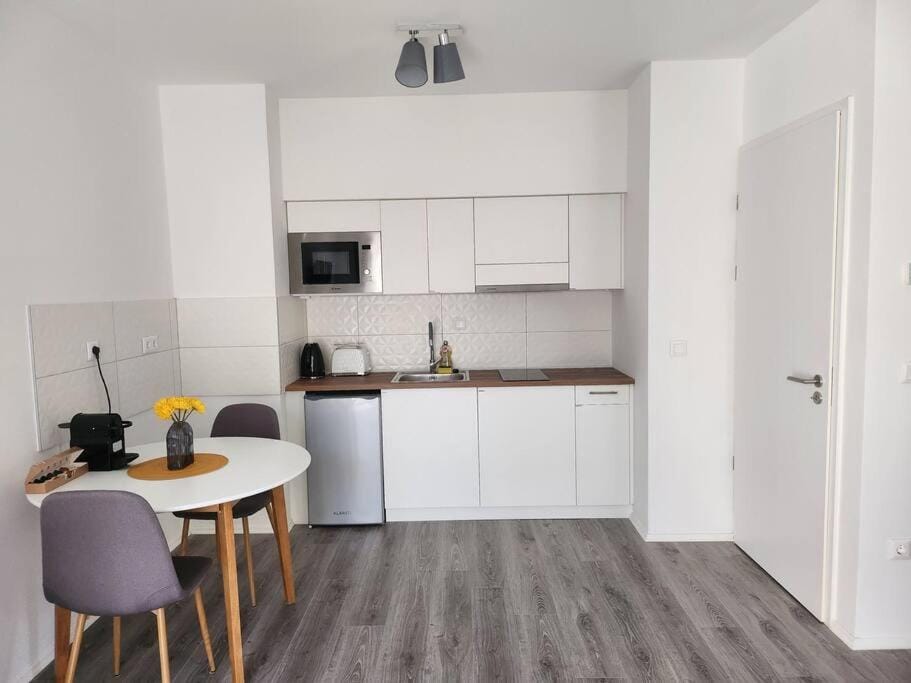 Kitchen or kitchenette, Living room, Bedroom