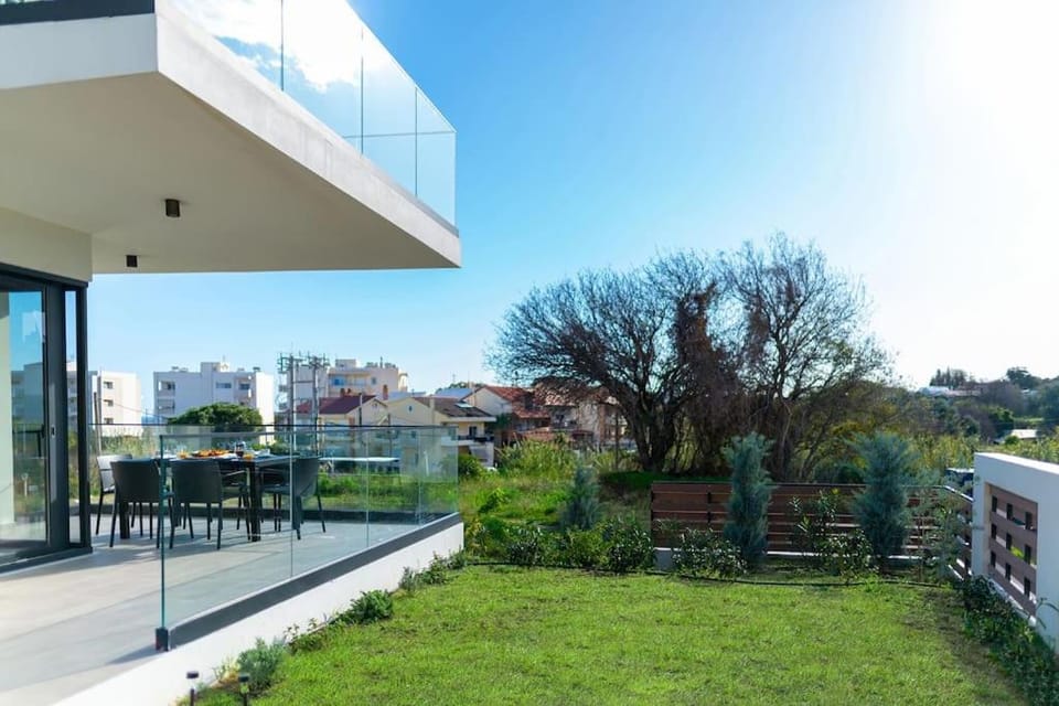 Garden, Balcony/Terrace, Balcony/Terrace