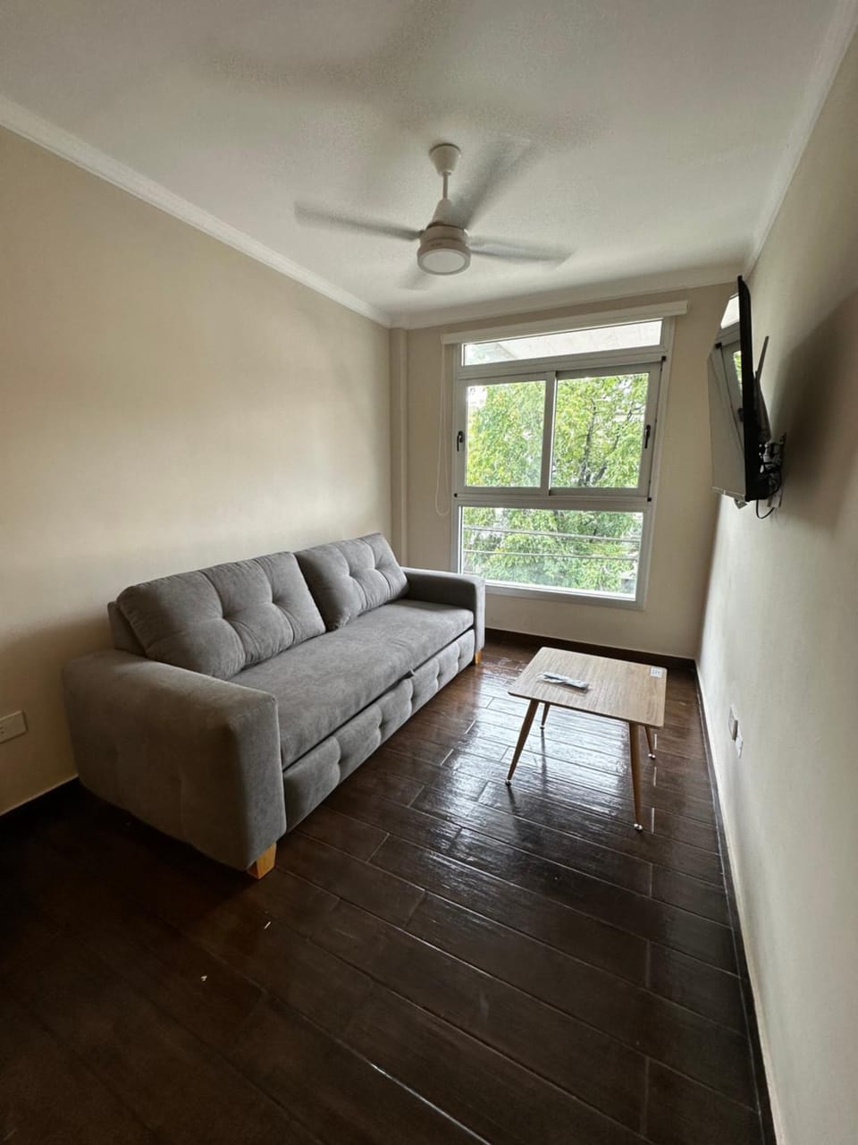 TV and multimedia, Living room, Seating area, fireplace