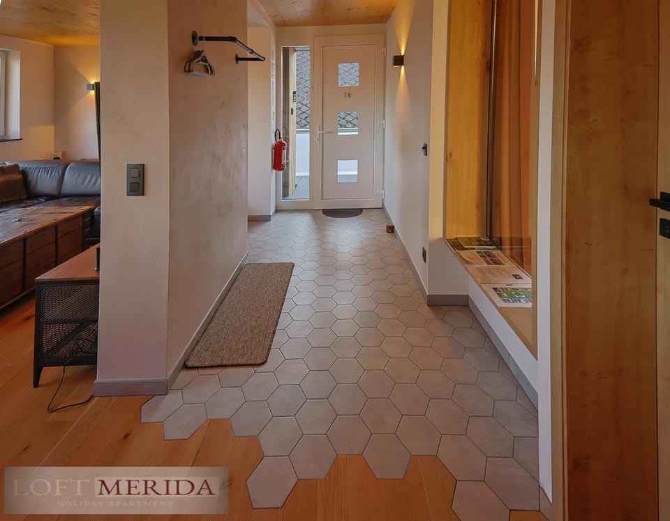 TV and multimedia, Living room, Decorative detail