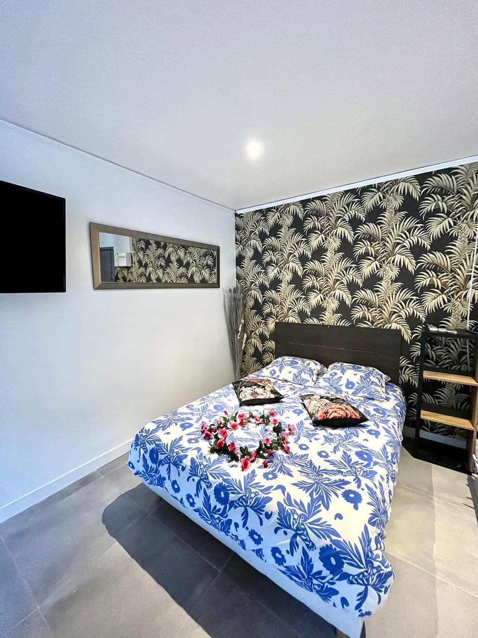 Luxury Dreams Balneo Apartment in Mougins