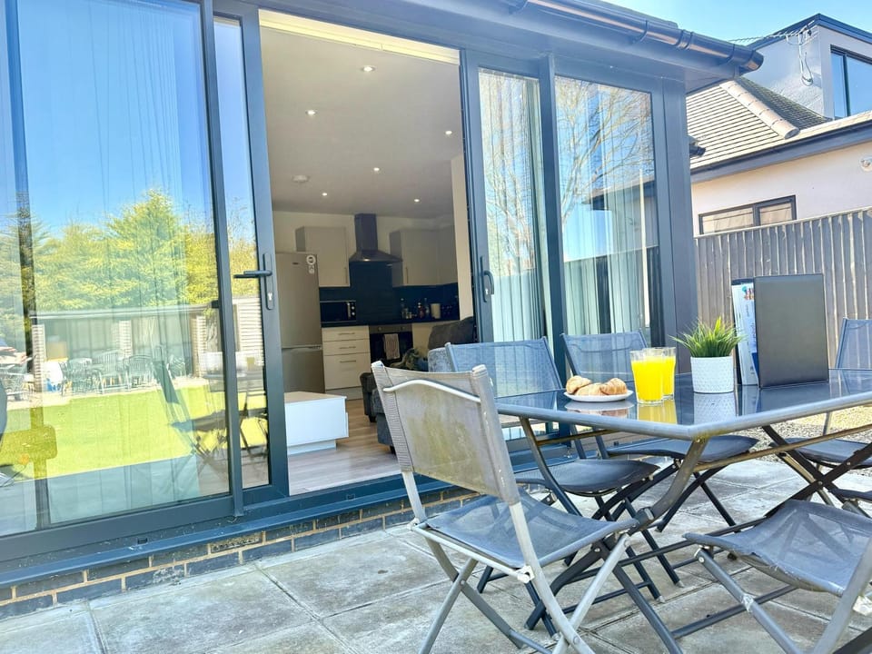 Patio, Day, View (from property/room), Balcony/Terrace, Kitchen or kitchenette