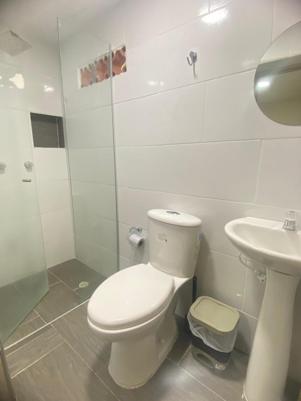 23 BELO APARTAMENTO CON BALCON EN LAURELES ESTADiO 2 HAB 2 BAÑOs Apartment in Medellin