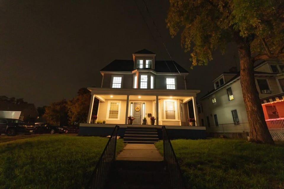 Property building, Night